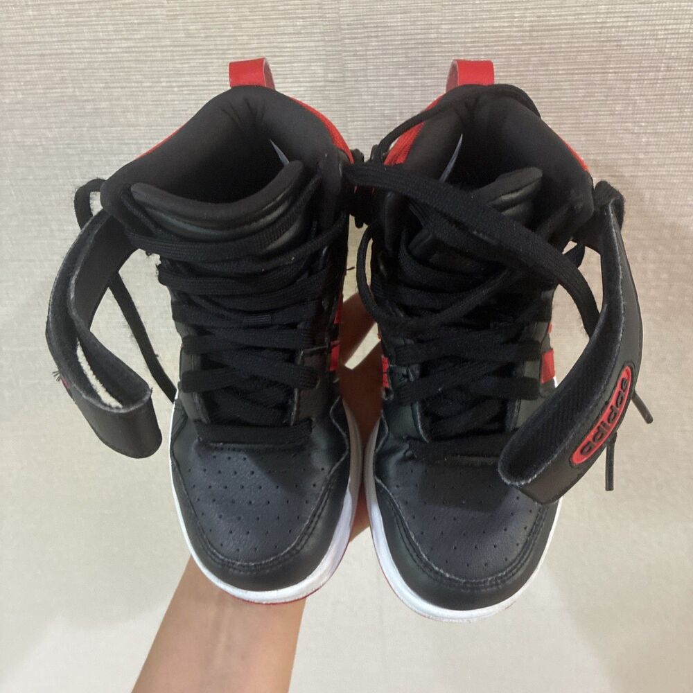 Adidas boy sneakers size 11 1/2 K Black And Red Nwob Boots - Picture 3 of 9